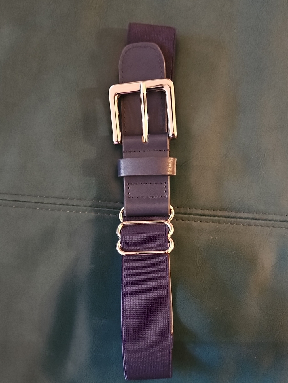 Under ARMOUR Navy Blue SOFTBALL Canvas Belt with Silver Buckle.